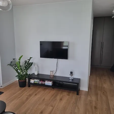Apartament Topolowa - Winda -Parking W Hali Garazowej Elblag Exterior photo