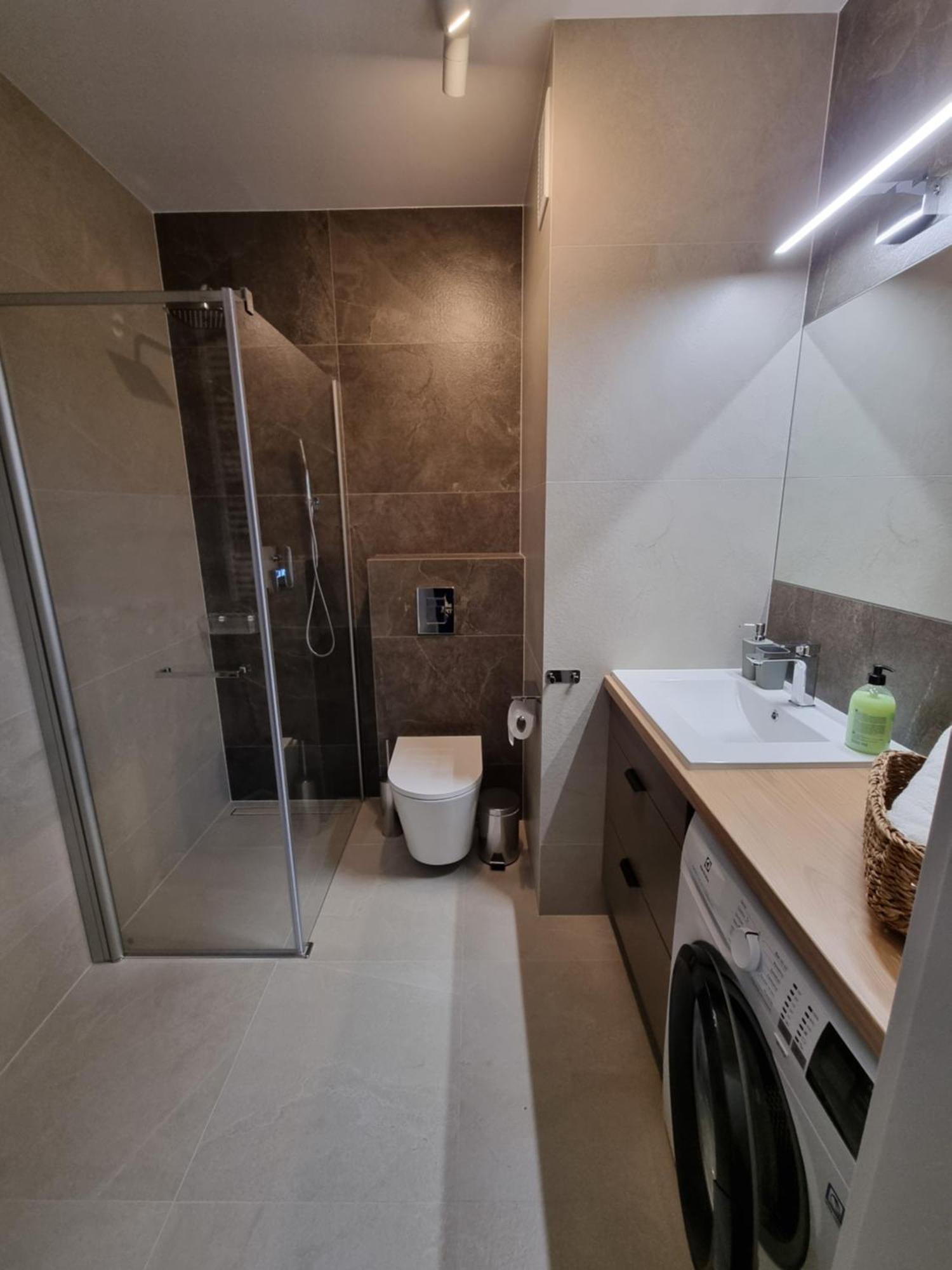 Apartment Topolowa - Winda -parking W Hali Garazowej *